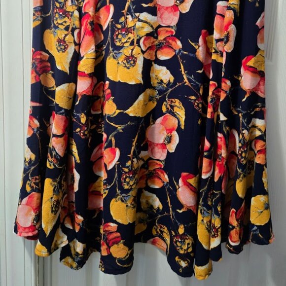 Style & Life dark blue boho floral tunic with bell sleeves Size M - Picture 2 of 7